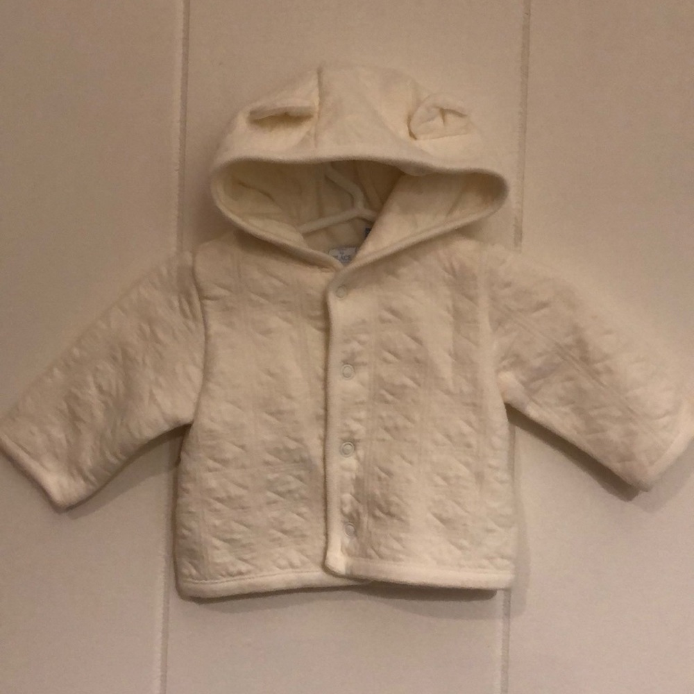 Bear ears hooded textured sweatshirt.